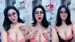 Live Tante Sandra, Montoknya Bikin Ngiler, Siap Digoyang.