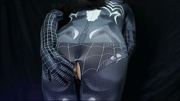 Cewek Montok Berpantat Gede Cosplay Spiderman Digoyang Tukang Becak Bokep Indonesia Viral