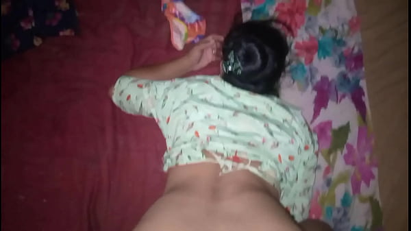 Ciumin Tuh Desi Sampe Ileran, Sambil Remes-remes Gitu Biar Makin Panas