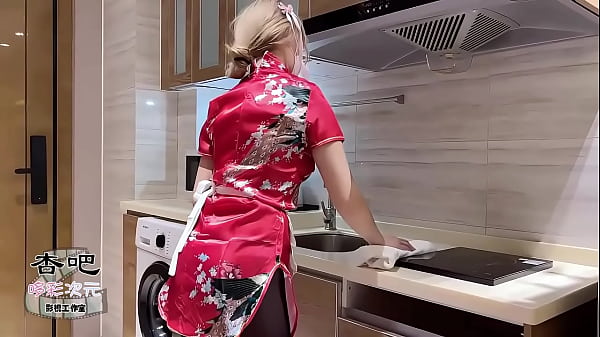 中华娘cos骚到炸，老子直接冲上去干一炮。