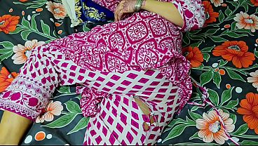 Ibu Tiri Celana Robek, Anak Tiri Ngegas Bejibun Di Pantat Bundar.