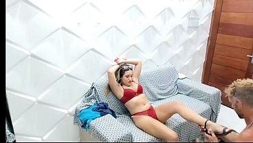 Ibu Mertuaku Yang Masih Muda Sendirian Di Rumah Dan Haus, Begitu Aku Datang Dia Langsung Membujukku Untuk Menikmati Bokong Sempit Itu Sampai Aku Puas.