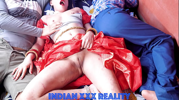 Nggak Tahan Liat Bokep India, Ibu Tiri Sama Anak Tiri Lagi Mesum Di Kamar.
