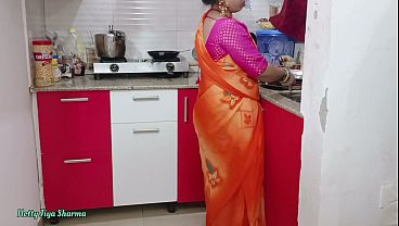Gadis India Di Dapur Digencet Ganas Pakai Kontol Gede