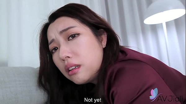 Bini Cici Montok Seksi Mainin Kontol Keras Sampe Muncrat.