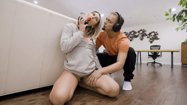 Reality Kings – Colokin Kontol Sampai Ke Dalam Pantatku