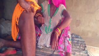 Video Mesum Desi India, Cewek Tua Rajasthan Digebukin Sama Cowok.