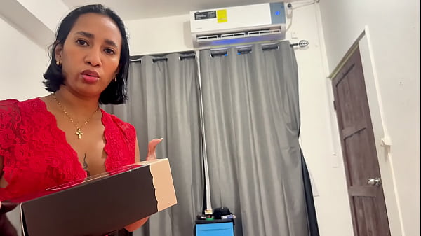 Ibu Tiri Montok Leyne Rodriguez Macet Dan Digenjot Habis-habisan Sama Anak Tiri Yang Horny