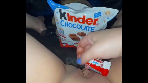 Gila Parah! Cewek Arab Muda Masturbasi Pakai Buah, Cokelat, Dan Udang—video Panas Penuh Gaya Snowwhite Saudi Di Los Angeles 2025