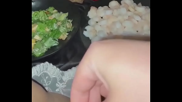 Ngentot Sambil Mainin Makanan, Cewek Arab Cantik Joget Colmek Di La, Video Bokep Ekstrim Paling Liar