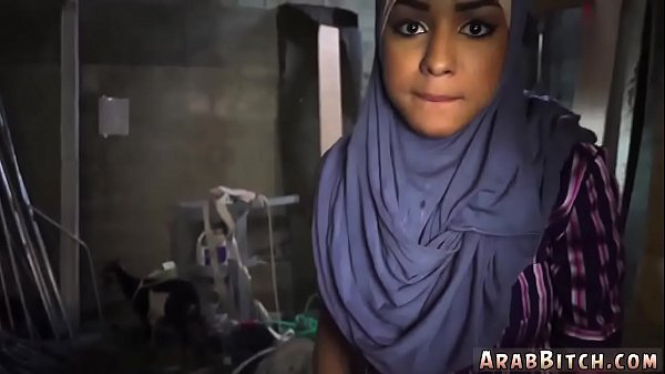 Cewek Arab Abg Dan Wanita Muslim Lagi Goyangin Pantat Di Titik Drop, 23 Km Dari Luar Kota