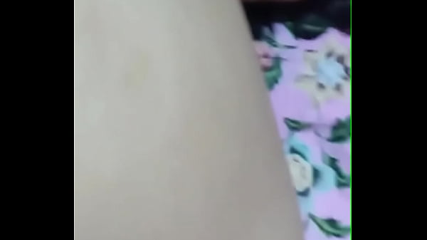 Hujan Deres Di Luar, Suami Lagi Pergi, Tetangga Main Ke Rumah, Badan Jadi Panas.