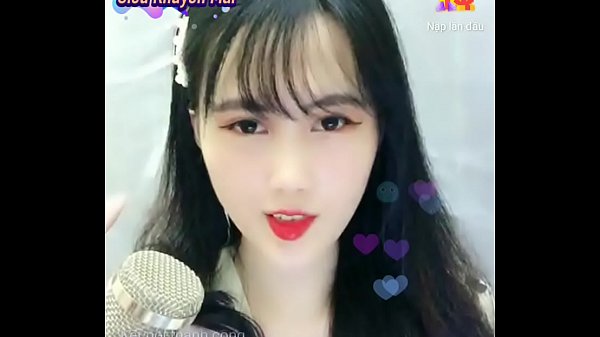 Hotgirl Asia Goyang Panas Di Uplive, Bikin Ngiler Lihatnya