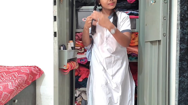 Cewek India Paling Hot Sama Cowoknya Ngewe Sambil Ngomong Hindi Jelas Banget, Suara Nafasnya Bikin Makin Basah