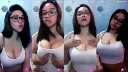 Marsha Remas-remas Teteknya Sambil Ngos-ngosan Nikmat.