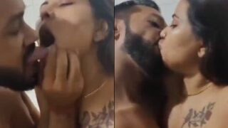 Video Ngewe Desi Keras Penuh Gairah Dari Cewek Bangla Murahan