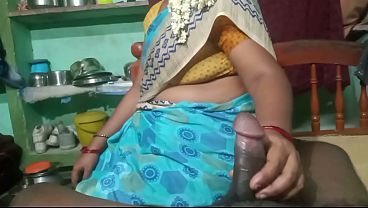 Video Mesum Anak Tiri Sama Ibu Tiri Di Desa, Bikin Makin Panas