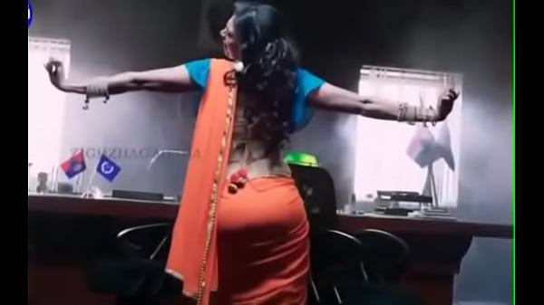 Desi Pantat Montok Di Balik Saree Bikin Ngiler