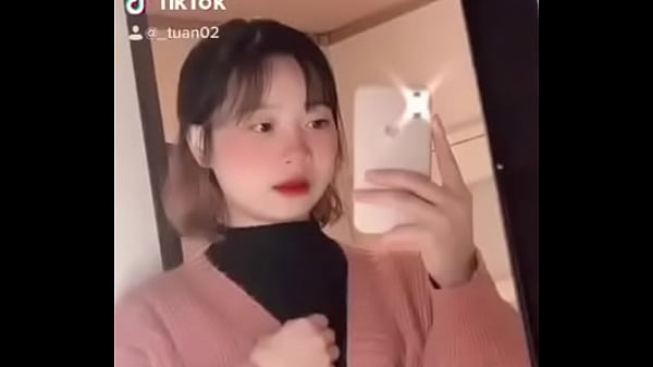 Goyangin Lidah Lo Di Atas Pusar Gue, Cewek China Imut Yang Bikin Pengen Ngerem.