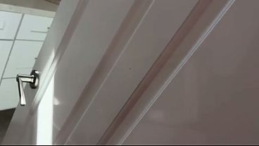 Ibu Tiri Montok Penuh Rahasia & Nafsu Tersembunyi, Lauren Phillips Panas, Fantasi Rumah Tangga Bareng Scott Stark
