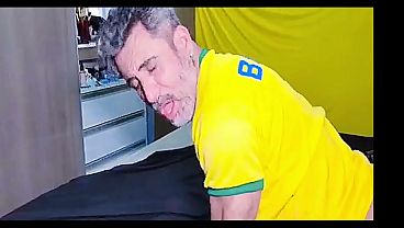 Orang Arab Datang Ke Brasil, Ngecrot Di Lubang Pantat Gede Si Brazil Ganteng (cuplikan)
