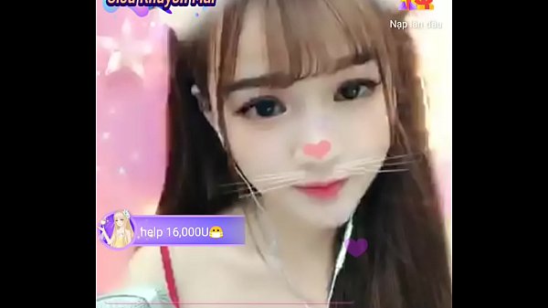 Tonton Cewek Asia Imut Ngomongin Hal-hal Panas Di Talkshow Uplive
