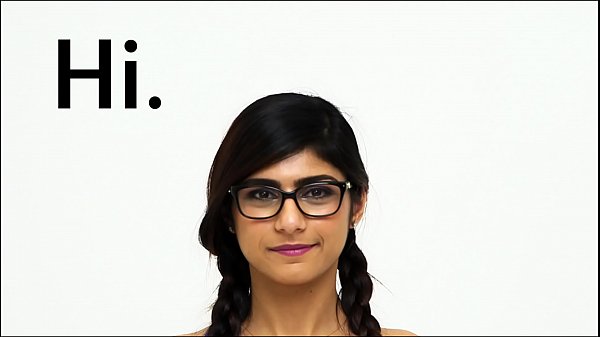 Mia Khalifa – Ajak Kamu Lihat Detail Tubuh Arab Mulusku Yang Bikin Ngilu