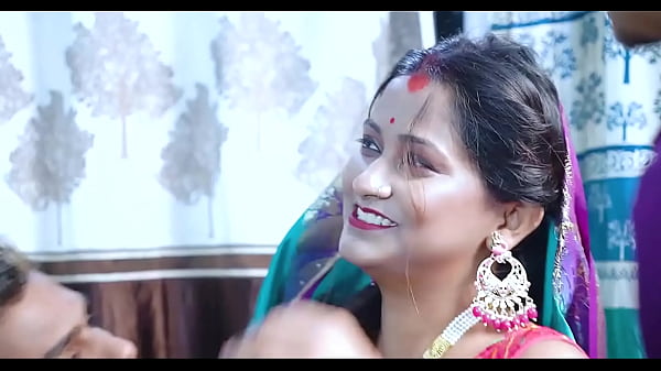 Real Sex – Bhabhi India Bergoyang Lembut Bareng Suami Di Sari, Suara Hindi Bikin Greget