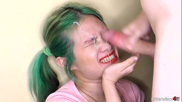 Gadis Ngemut & Ngentot Step-daddy Demi Banyak Follower Makin Hot!