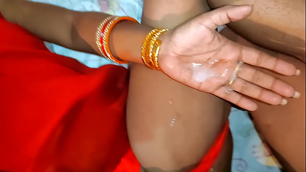 Desi Xxx Baru Pertama Kali Masuk Dari Belakang, Keras, Sambil Nahan-nahan Bilang “pelan-pelan Dalemin Lubangnya”.