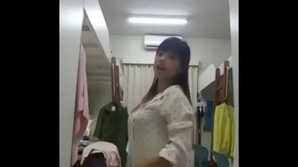 Mantan Cewek Cina Indo Goyang Striptis Bikin Makin Tegang