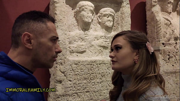 Bratty British Babe Honour May Digerebek Di Museum Sejarah Bareng Bonyok Tiri – Keluarga Cinta Pertama 4k