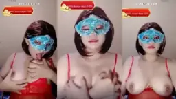 Remas Toket Kak Zoeyy, Bikin Makin Basah