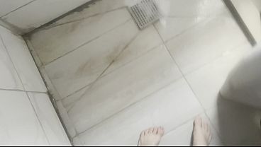 Gue Nemuin Dildo Di Kamar Ibu Tiri Arab Gue, Lalu Gue Kasih Dia Cobain Kontol Beneran.