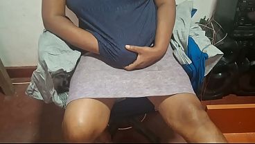 Indian Desi Stepmom’s Rahasia Panas Di Balik Pintu Kamar