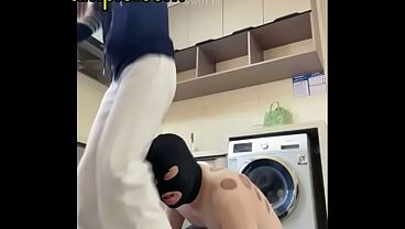 China: Ngaceng Sama Cewek Galak, Kamu Mau Jadi Babu?