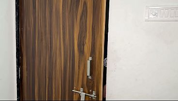 Kakak Tiri Menggantikan Pacar Yang Hilang, Malam Ini Dia Jadi Milikku Sepenuhnya.