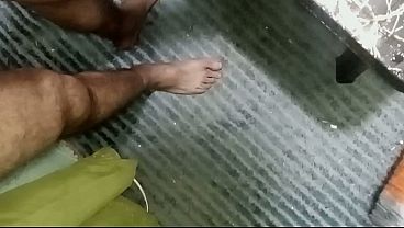 Ngentot Bertiga Arab, Kontol Digeprek Sama Pantat, Si Jantan Saudi Sama Temennya Ngewein Pasif Irak, Lubang Pantatnya Dibuka Lebar