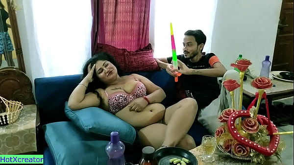 Ultah Bhabhi India Panas, Nge-seks Bareng Pacar Abg! Video Xxx Hindi